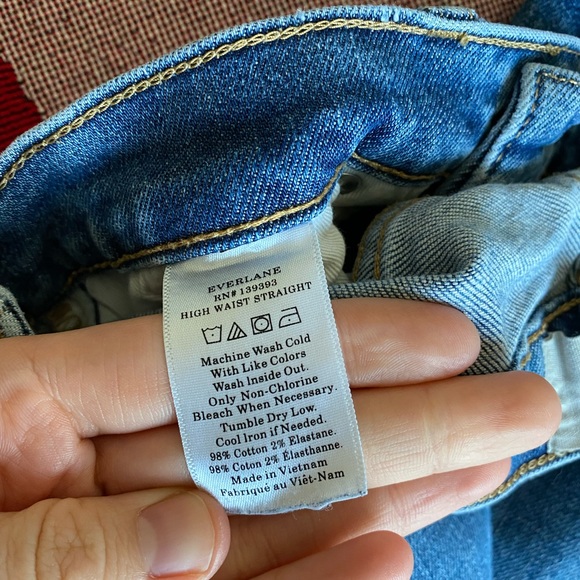 Everlane Mid-Rise Skinny Jeans - Picture 8 of 13